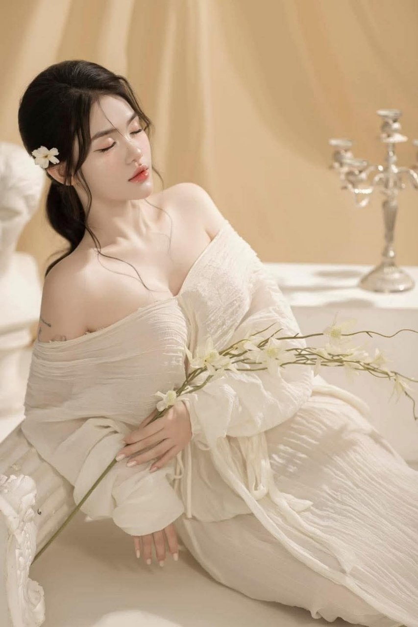 [Chuyện tình] Tình yêu trực tuyến gặp gỡ ngoài đời, cô gái trẻ tuyệt vời nhất trở về, cảnh quay thứ hai, thực sự hoàn toàn yêu nhau, ôm và hôn nồng cháy, chiều chuộng thân hình người mẫu trong một buổi chiều...